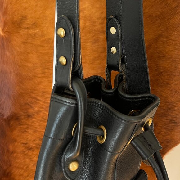 Dooney & Bourke - Bucket Bag, Shoulder. Hand Pull String, VINTAGE - Picture 4 of 9